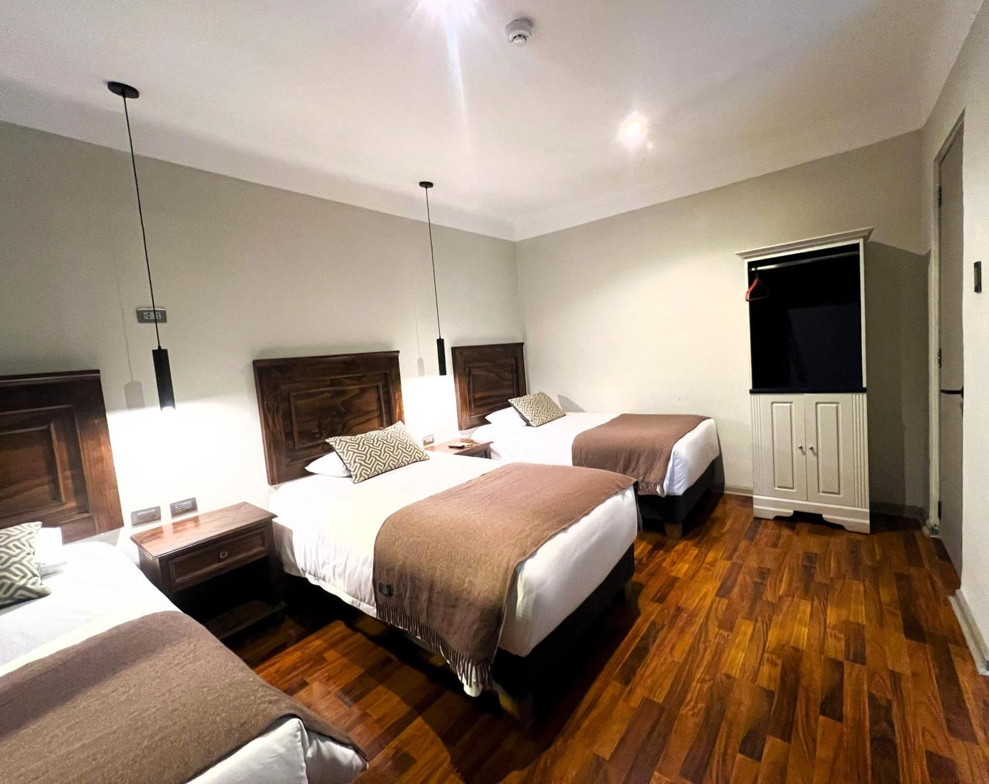 Hotel Montes Central كوسكو المظهر الخارجي الصورة