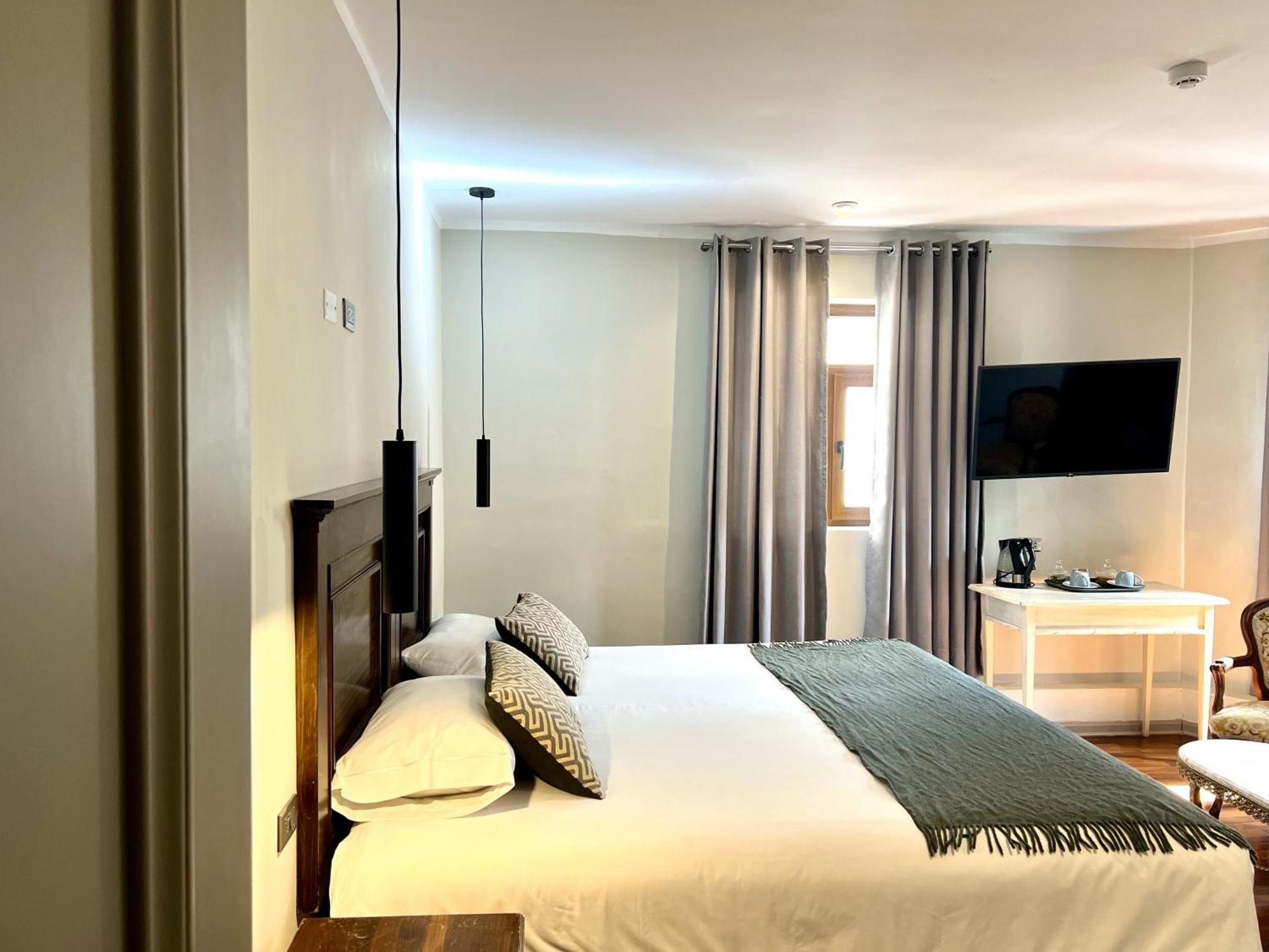 Hotel Montes Central كوسكو المظهر الخارجي الصورة
